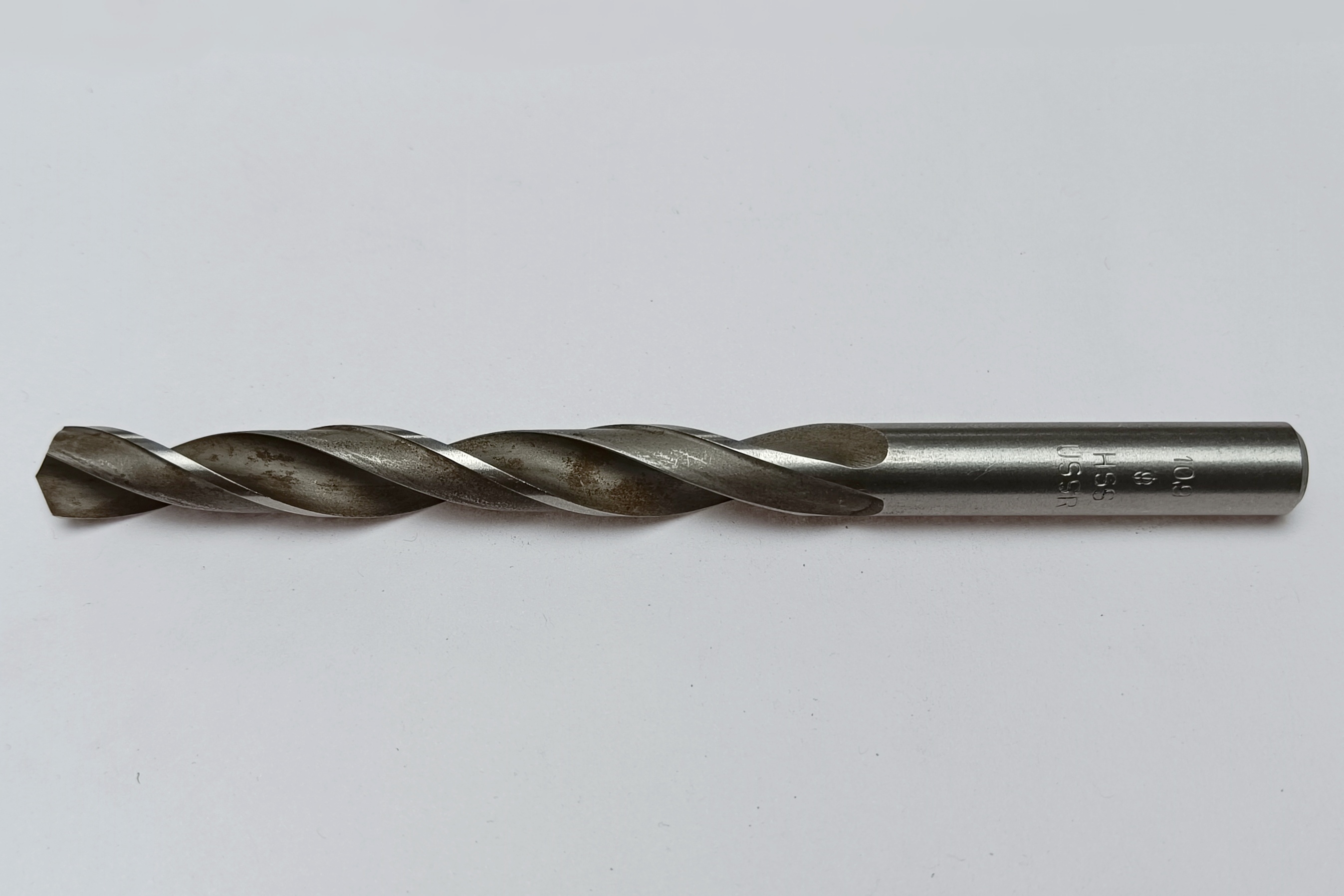 مته HSS سفید سایز 10.9 میلیمتر روسی