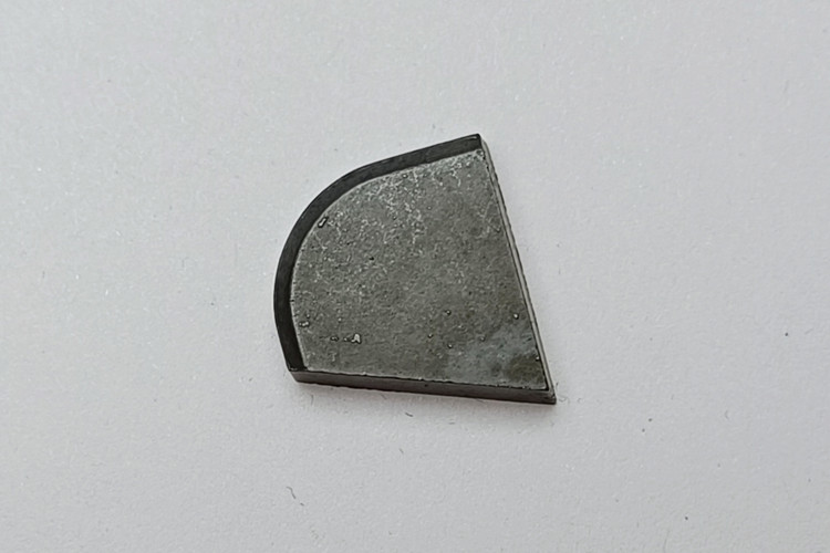 الماس جوشی روسی سایز 21.5 * 22.5 ضخامت 6 میلیمتر BK8