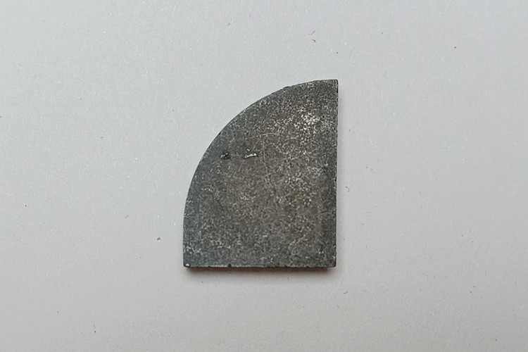 الماس جوشی روسی سایز 20 * 24.5 ضخامت 4 میلیمتر BK8