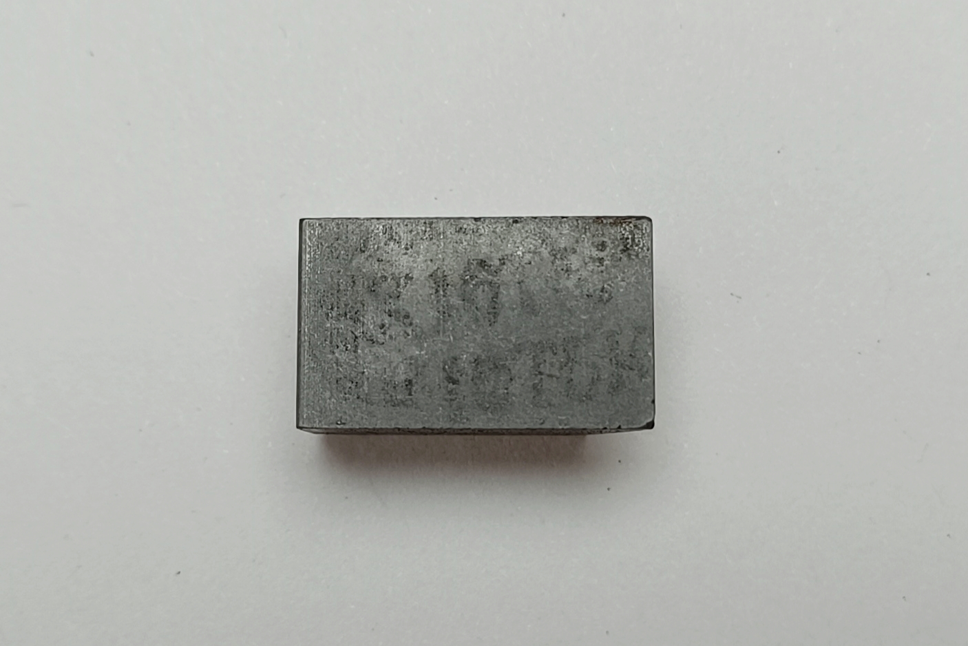 الماس جوشی ذوزنقه‌ای روسی سایز 11 * 18 ضخامت 10 میلیمتر T5K10