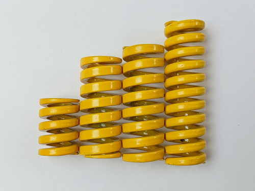 فنر قالب سازی زرد رنگ سایز 64 * 25 ساخت ایتالیا