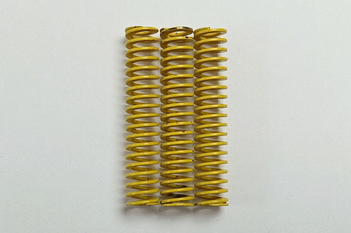 فنر قالب سازی زرد رنگ سایز 41.5 * 8 ساخت آلمان