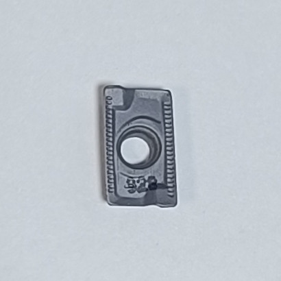مشخصات، قیمت و خرید الماس تراشکاری ISCAR مدل APKT1604PDR-76 اصل | اینسرت فرزکاری قدرتمند برای فولاد و ماشینکاری صنعتی